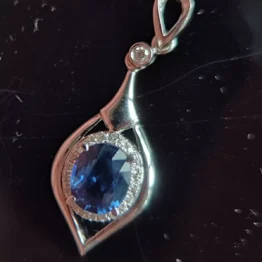 5. Sapphire Gemstone Jewellery