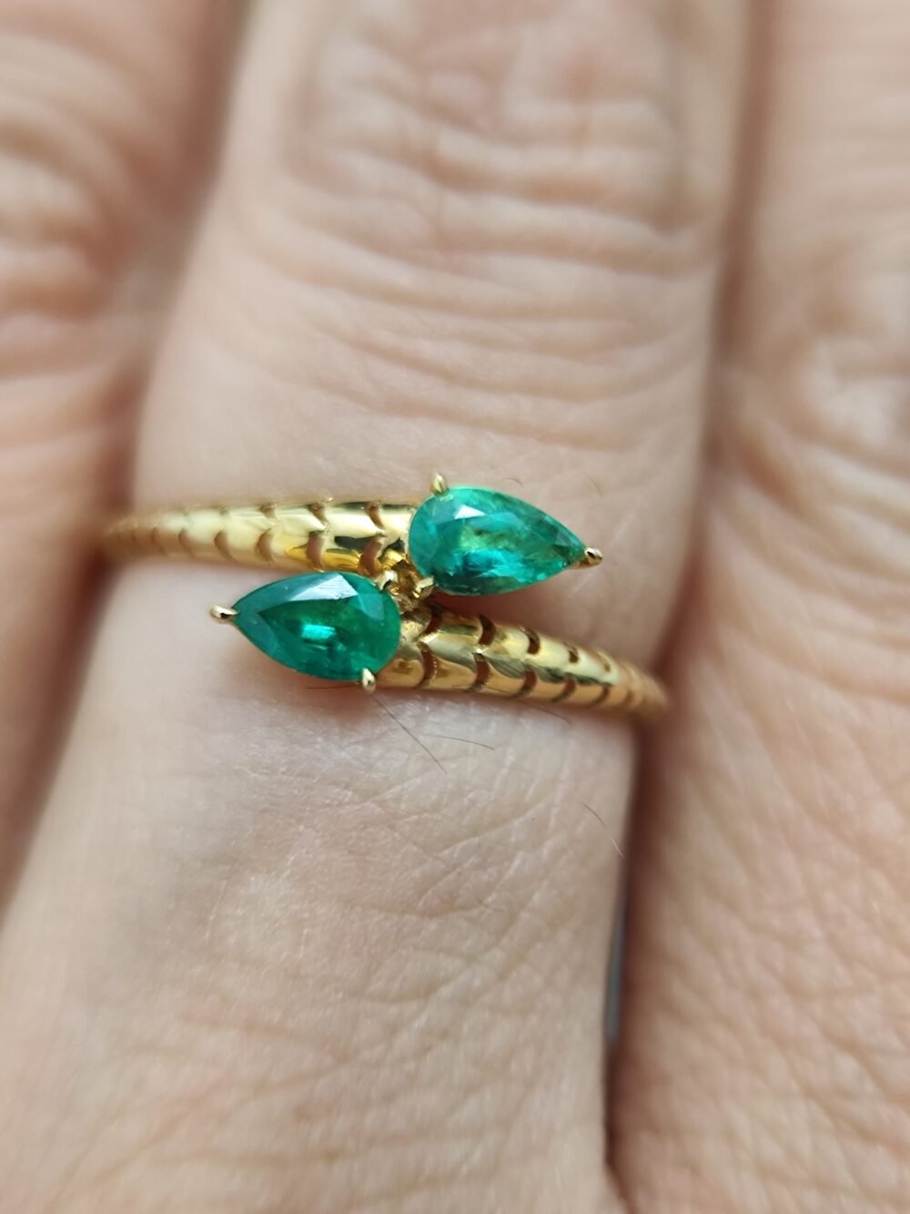 18k Yellow Gold Emerald Ring - Brand new - Image 3