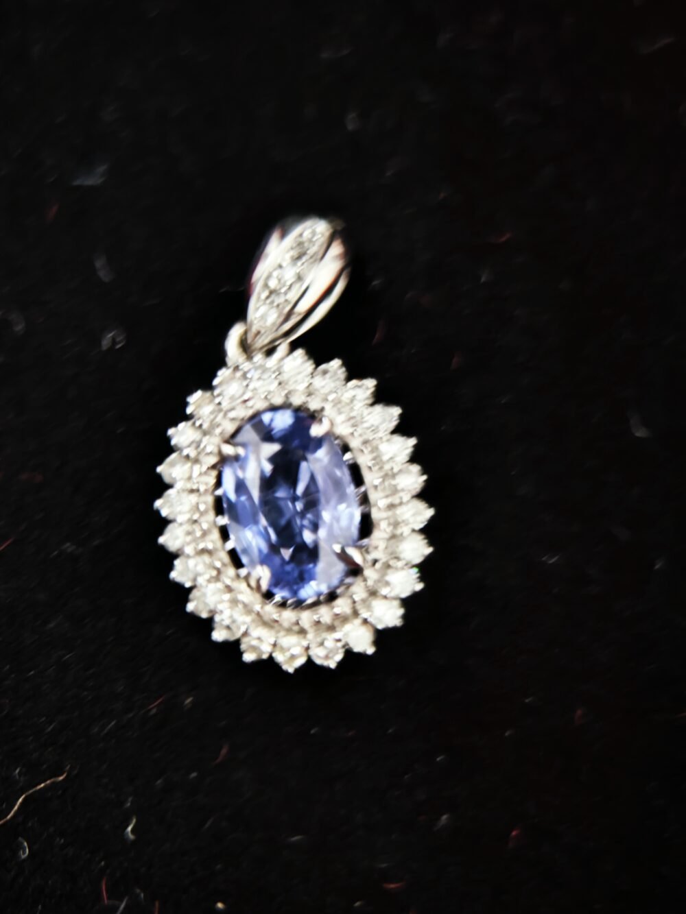 18k White Gold Sapphire Diamond Pendant - Brand new - Image 3