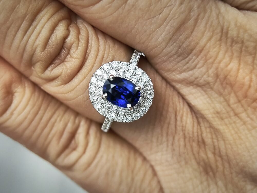Blue Sapphire Ring in Platinum PT900 Setting - New condition - Image 4