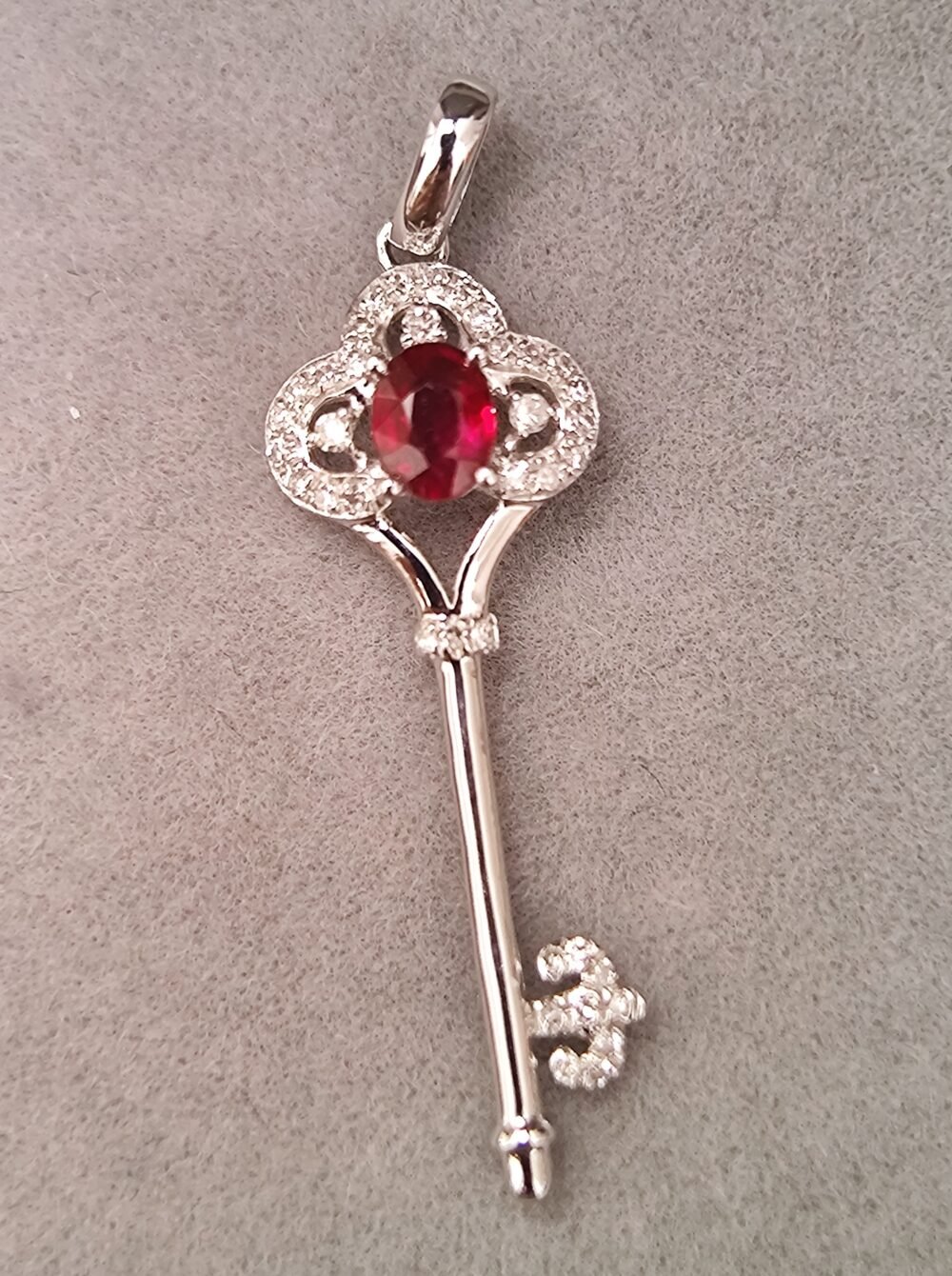 18k White Gold Ruby Diamond Key Pendant - Brand new