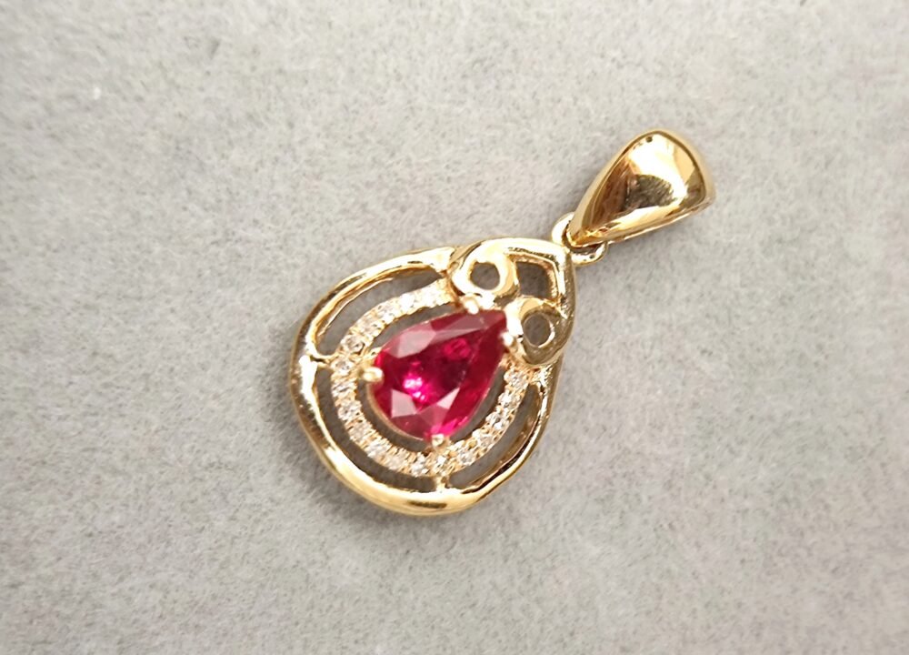 18k Rose Gold Diamond Pendant - Brand new - Image 2